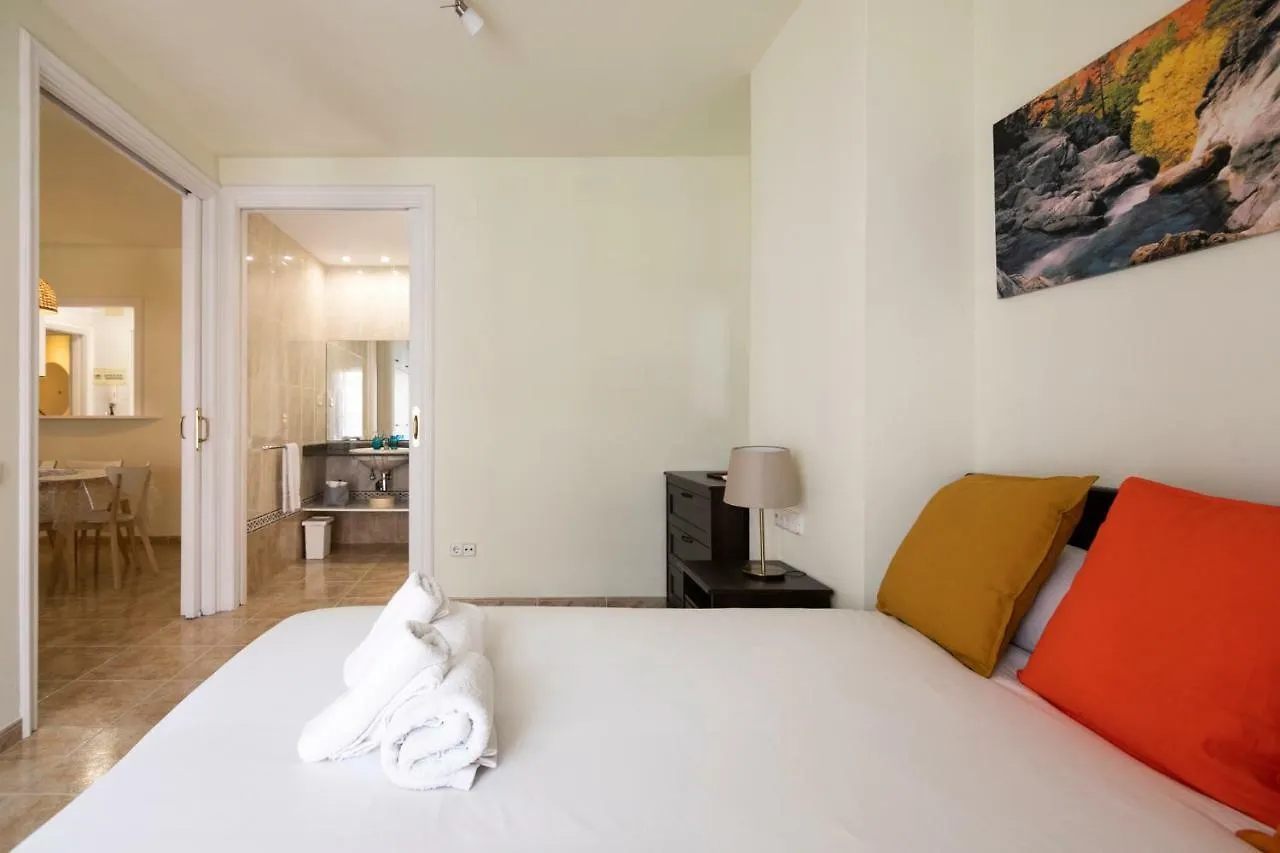 Be Barcelona Eixample Urquinaona II Apartment 0*,  Spain
