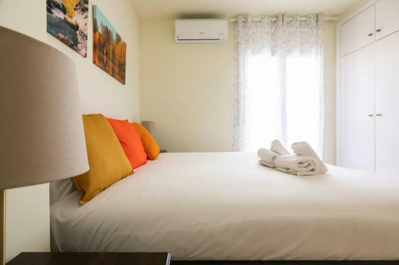 Be Barcelona Eixample Urquinaona II Apartment 0*,  Spain